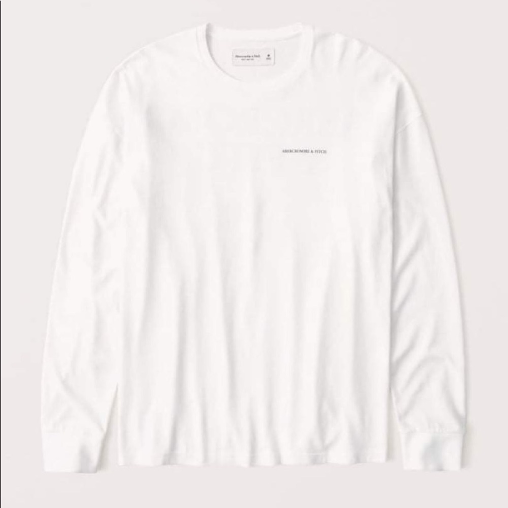 Abercrombie and Fitch Long Sleeve Tee size Small NWT
